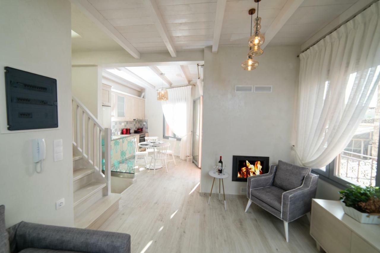 Jacuzzi Suite In The Heart Of Oldtown Rétino Exterior foto